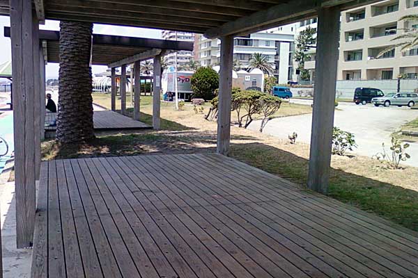 弁天島海水浴場休憩所